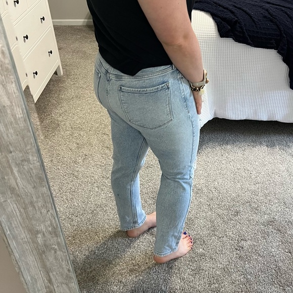 Old Navy Jeans | High Rise, Slim Straight - Picture 3 of 8
